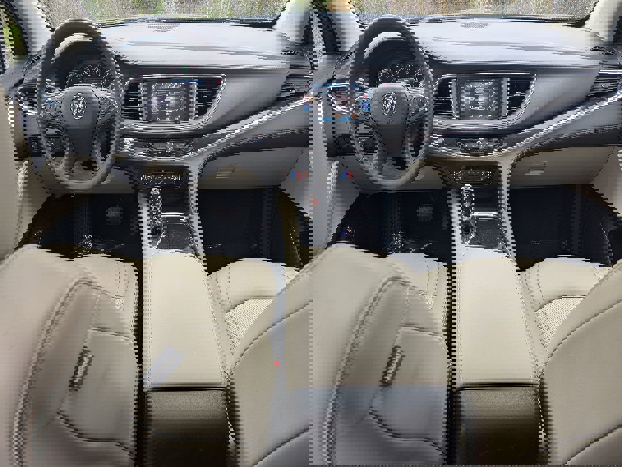 Used 2019 Buick Enclave Essence image 24