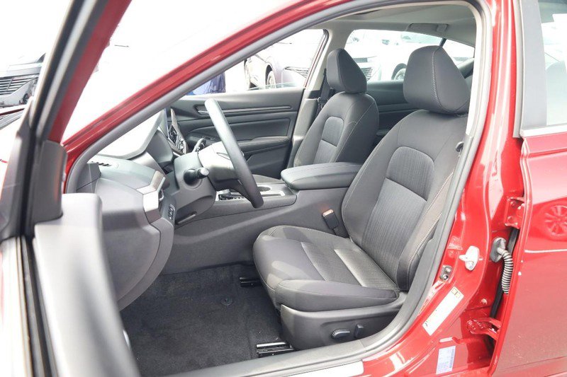 New 2025 Nissan Altima 2.5 SV w/ SV Special Edition Package image 8