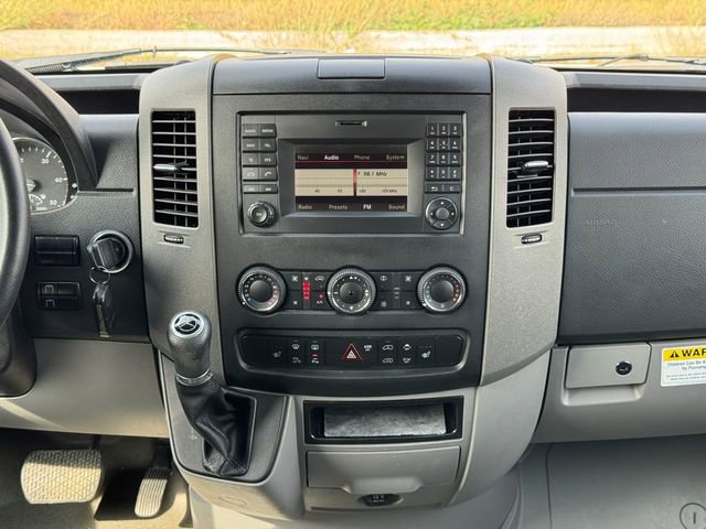 Used 2016 Mercedes-Benz Sprinter 2500 image 4