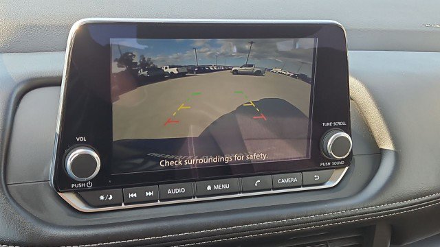 Used 2026 Nissan Rogue SV FWD image 14