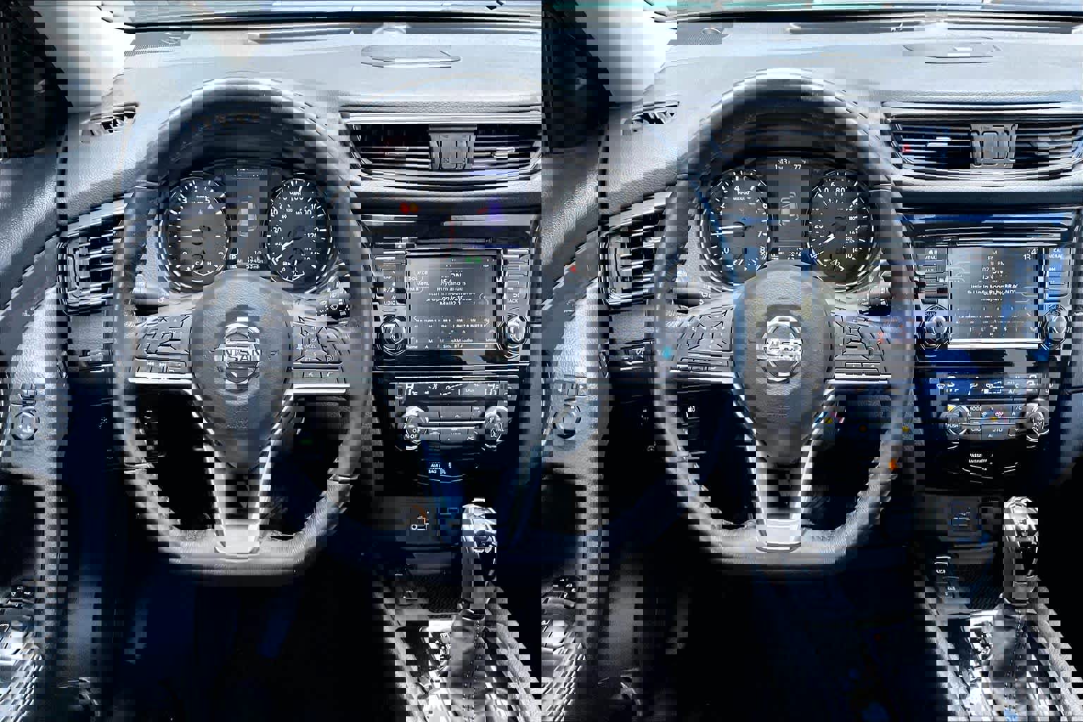 Used 2019 Nissan Rogue SV w/ Sun & Sound Touring Package image 5