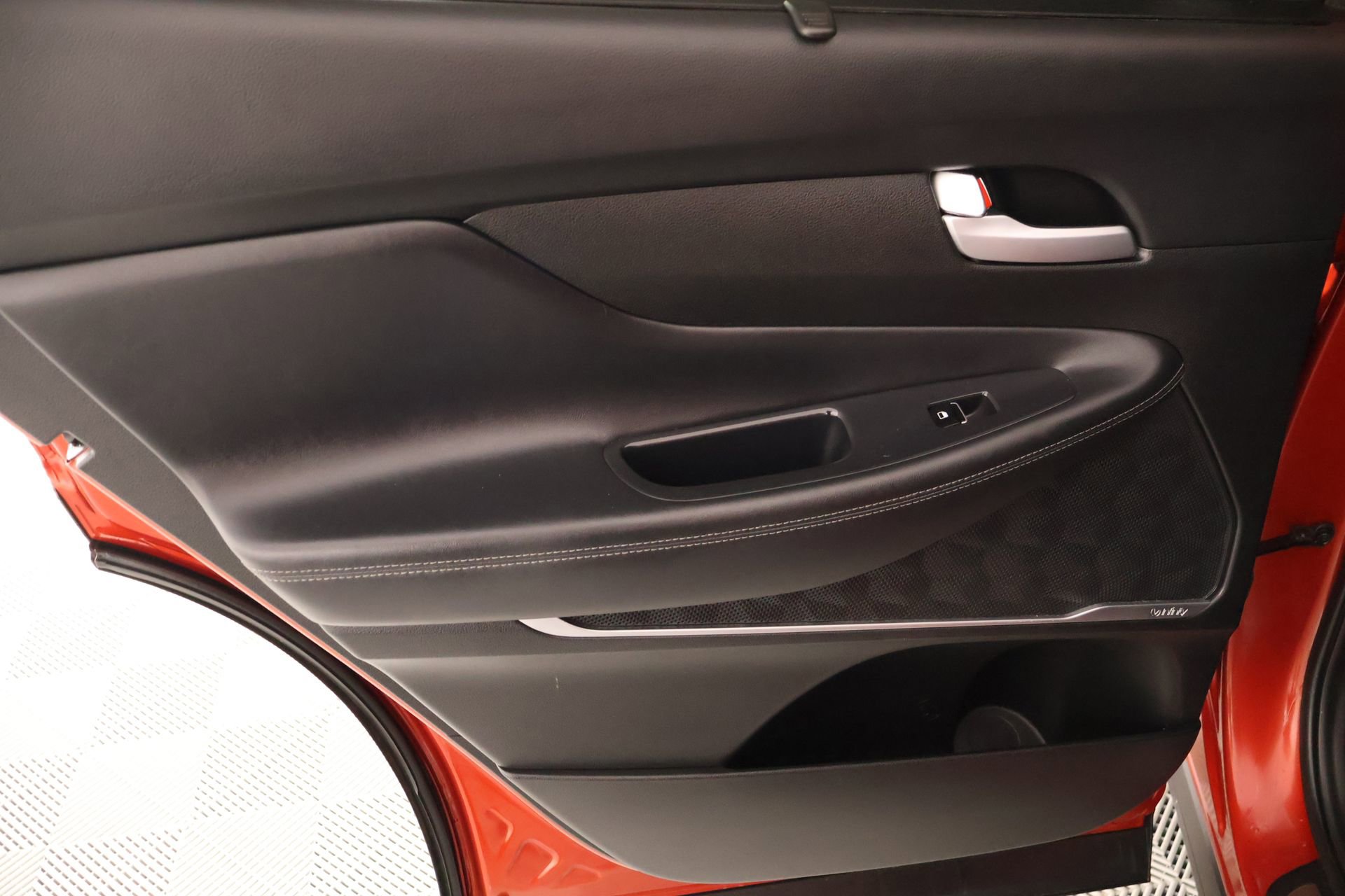 Used 2019 Hyundai Santa Fe Limited FWD image 17