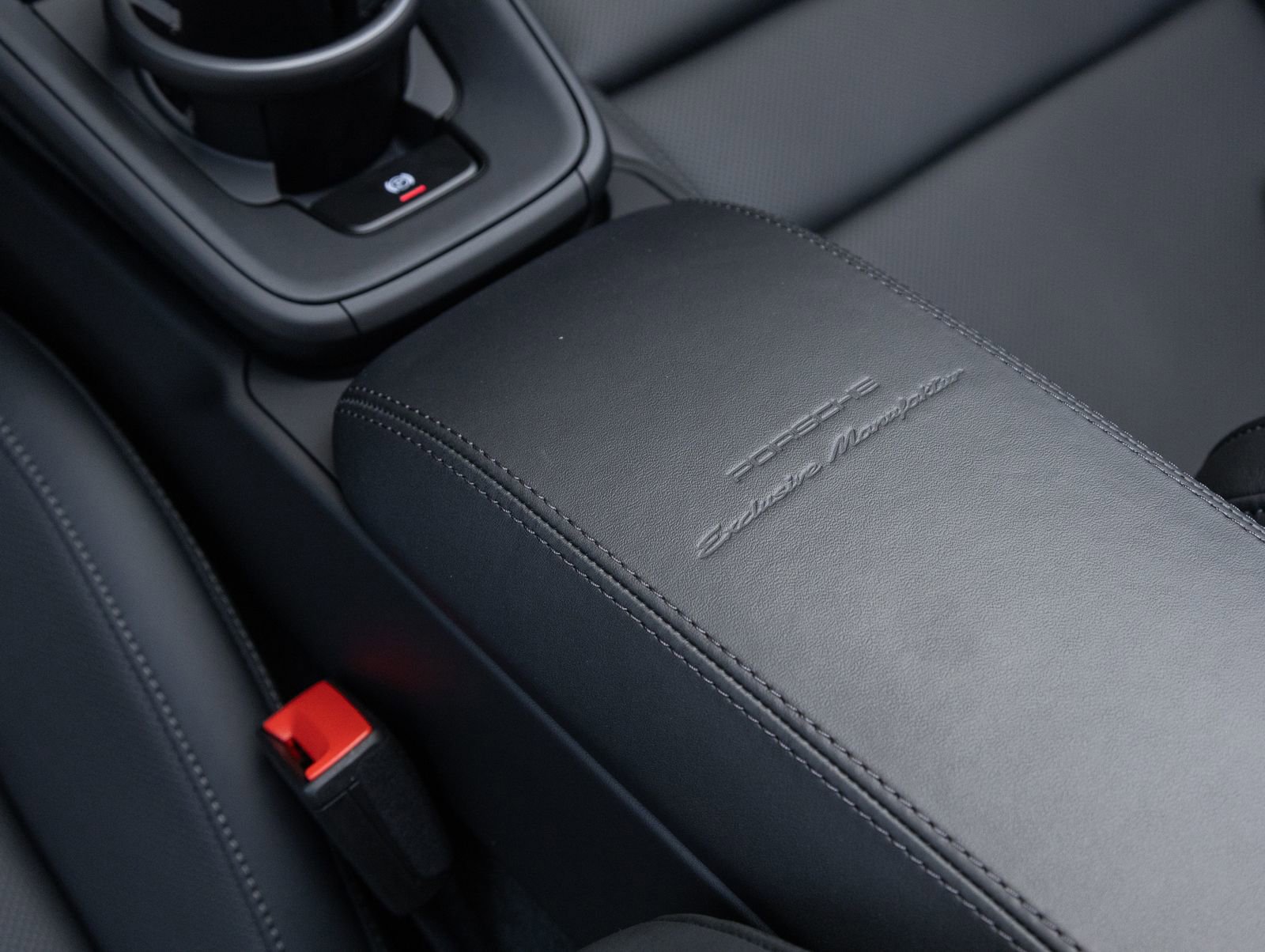 Certified 2026 Porsche 911 GTS image 33