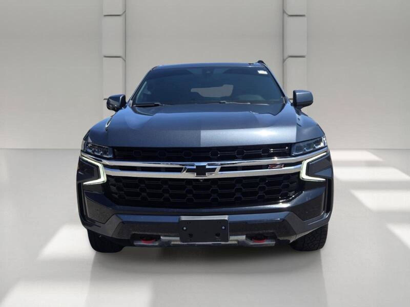 Used 2021 Chevrolet Suburban Z71 w/ Z71 Off-Road Package AWD/4WD image 2