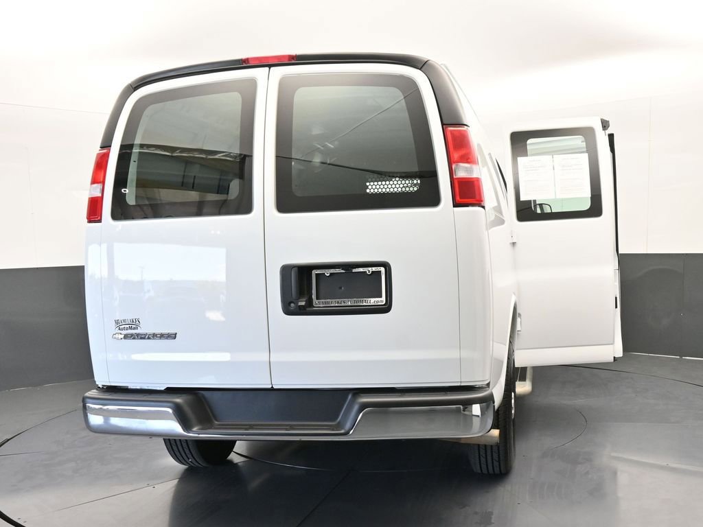 Used 2024 Chevrolet Express 2500 w/ Driver Convenience Package image 66
