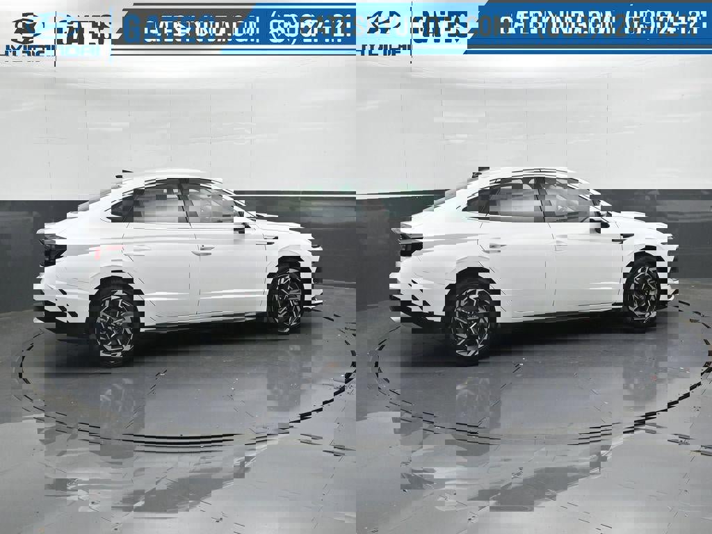 New 2026 Hyundai Sonata SEL image 3
