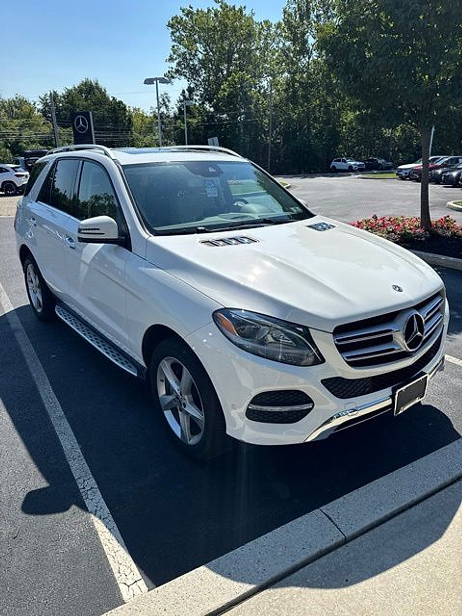 Used 2018 Mercedes-Benz GLE 350 4MATIC image 2