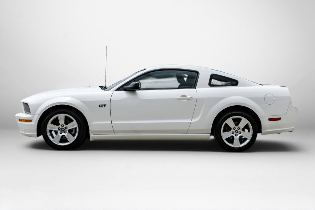 Used 2007 Ford Mustang GT Premium RWD image 9
