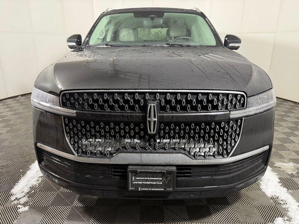 New 2025 Lincoln Navigator Reserve image 6