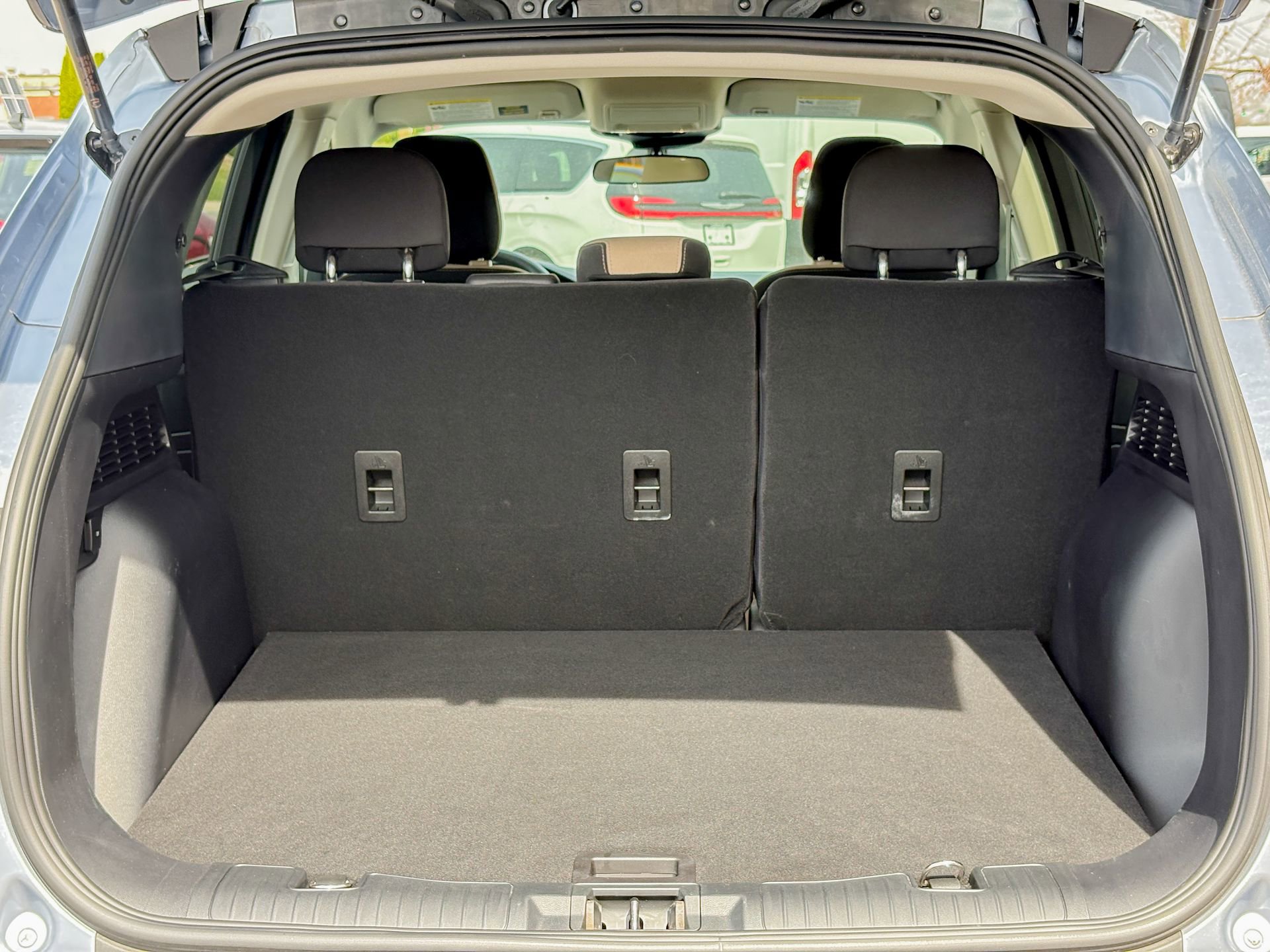 Used 2022 Ford Escape SE image 36