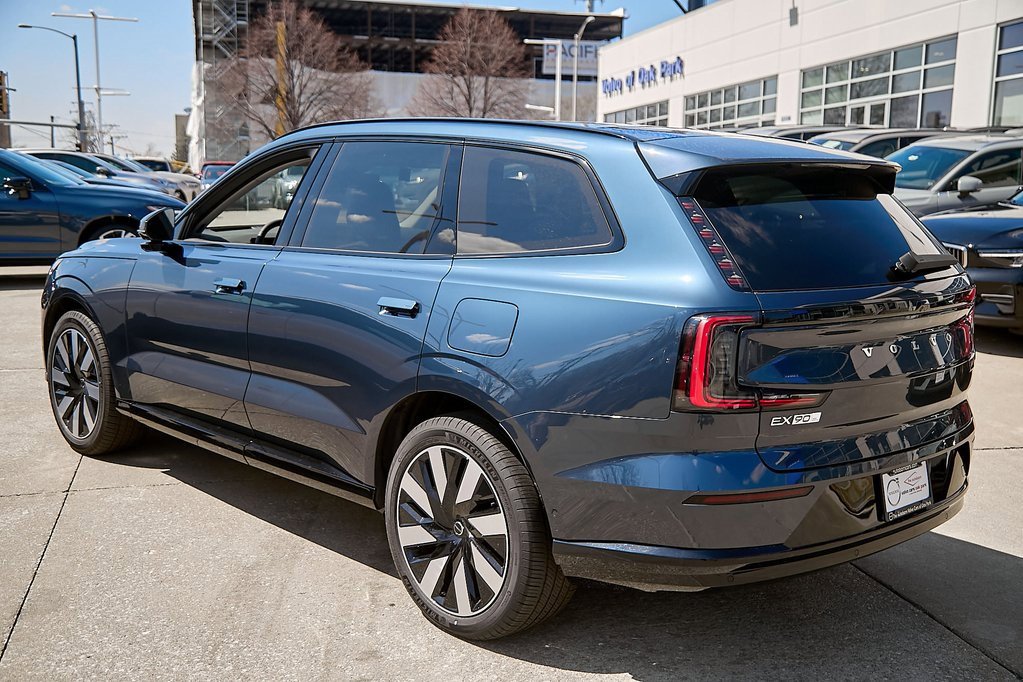 New 2025 Volvo EX90 Ultra image 7