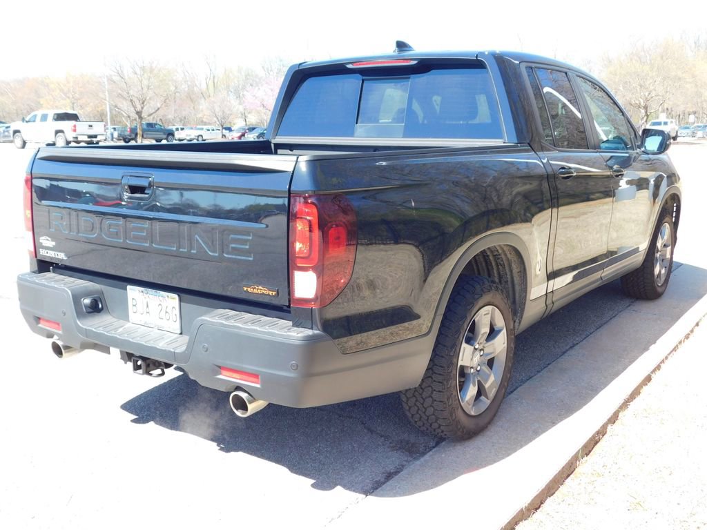 Certified 2025 Honda Ridgeline TrailSport image 4