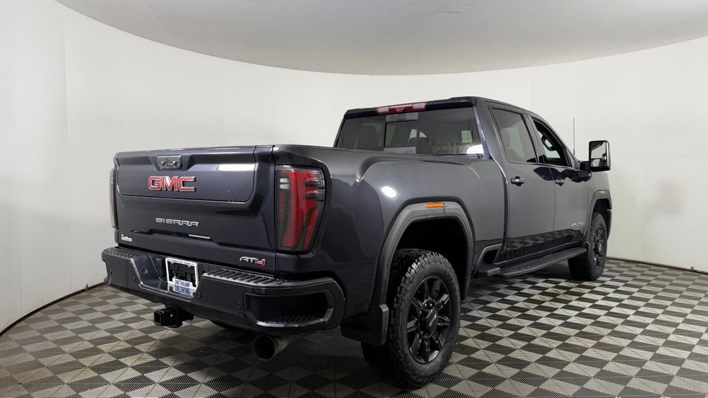 Used 2024 GMC Sierra 2500 AT4 w/ AT4 Premium Plus Package AWD/4WD image 8