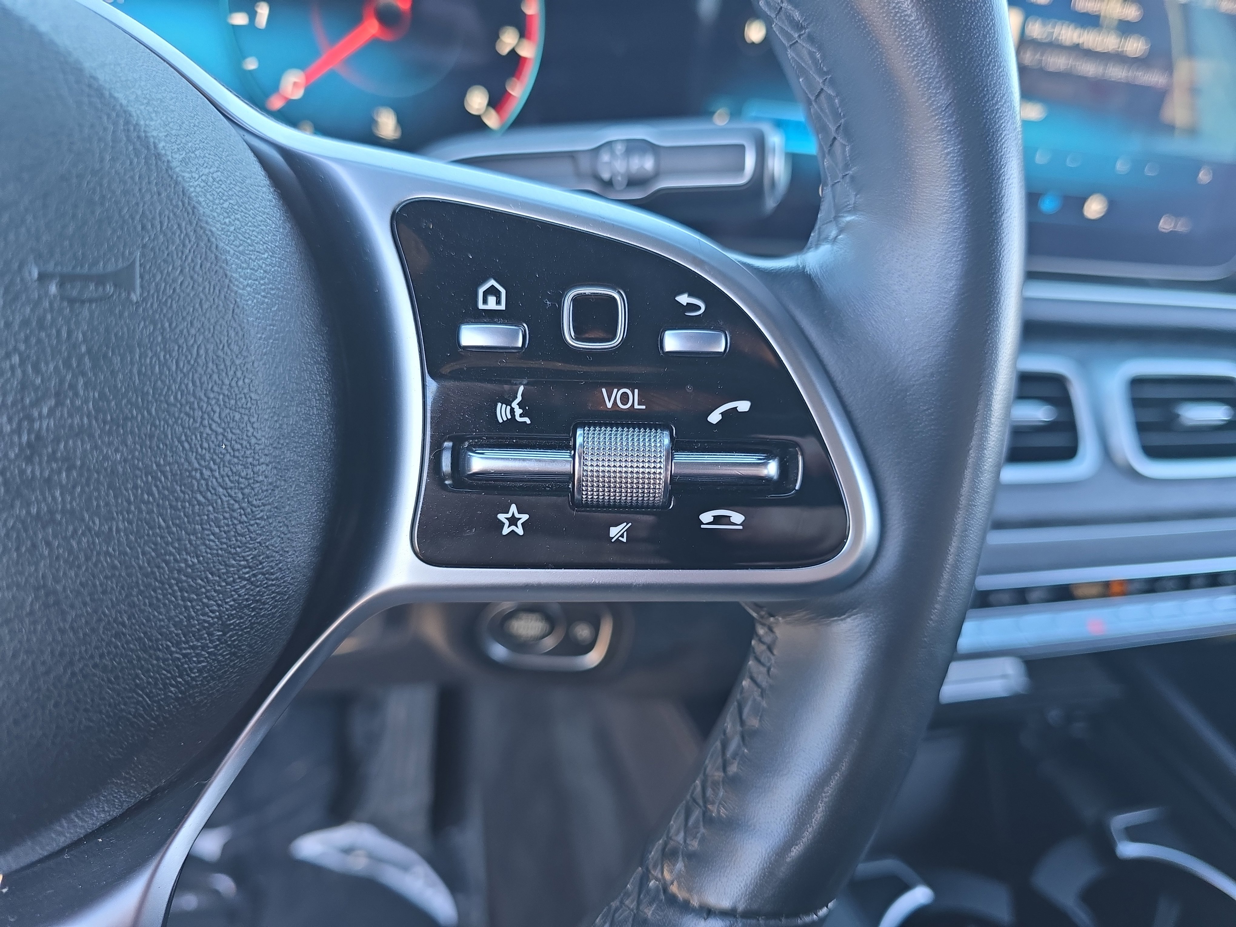 Used 2022 Mercedes-Benz GLE 350 4MATIC image 20