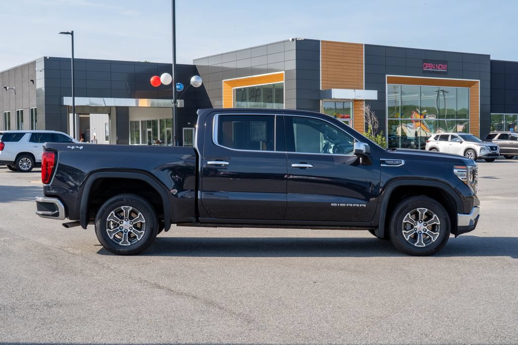Used 2025 GMC Sierra 1500 SLT AWD/4WD image 8