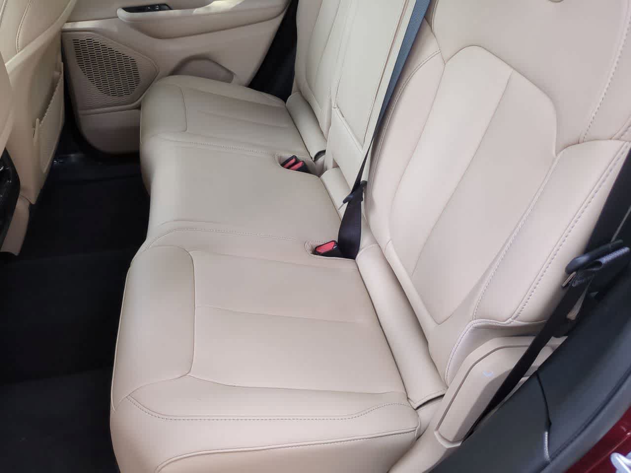 Used 2025 Jeep Grand Cherokee Limited RWD image 20