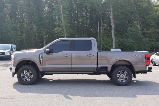 Used 2023 Ford F350 Lariat w/ Lariat Ultimate Package AWD/4WD image 4