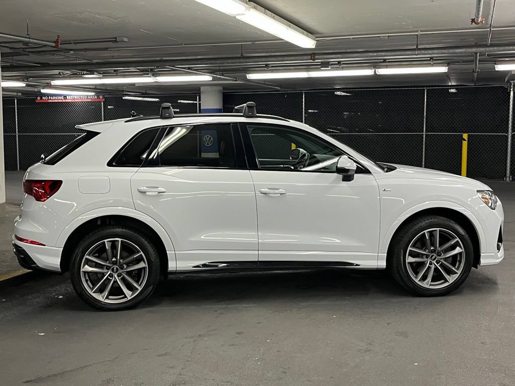 Used 2022 Audi Q3 2.0T Premium Plus w/ Premium Plus Package AWD/4WD image 40