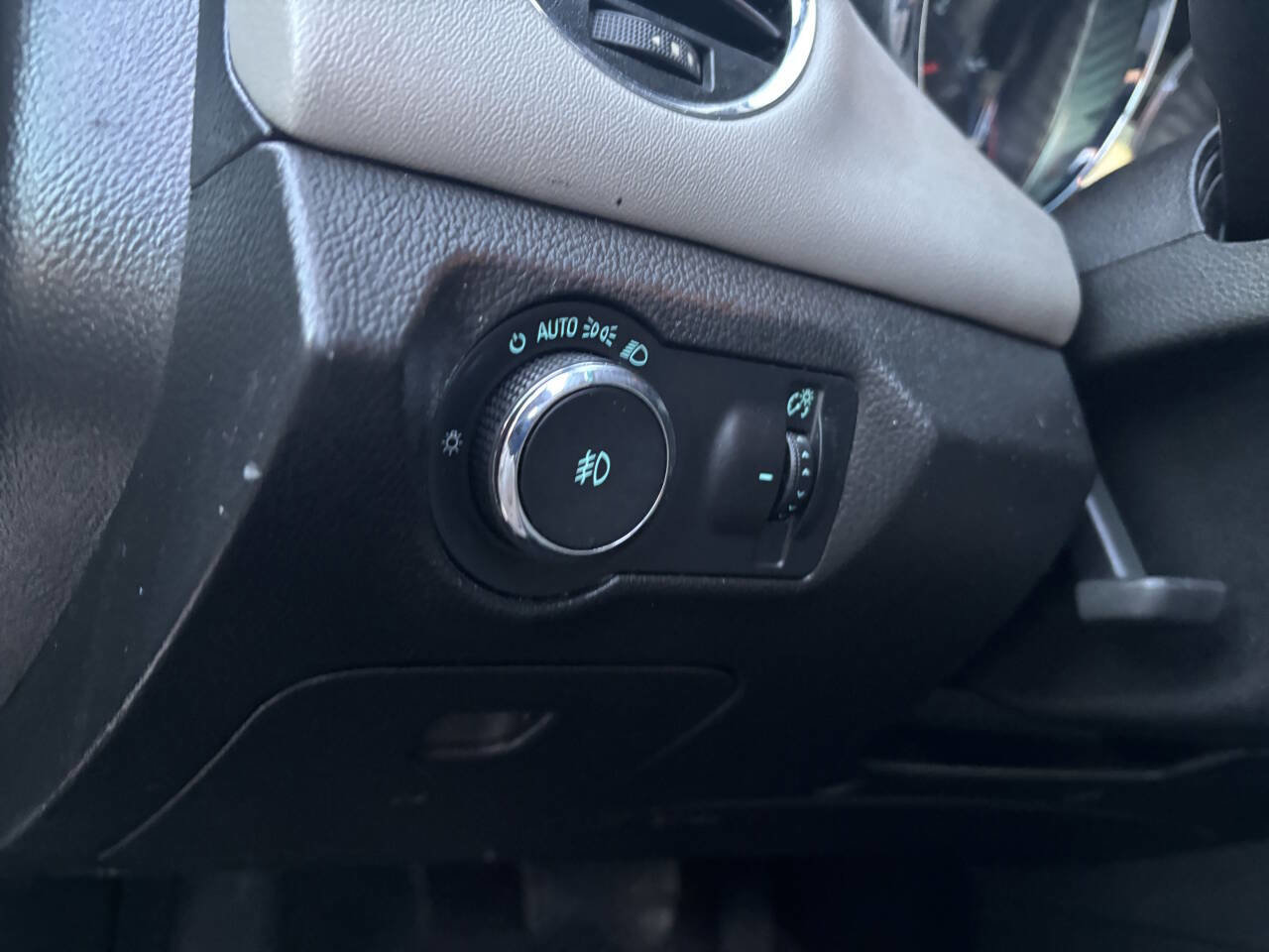 Used 2014 Chevrolet Cruze LT w/ All-Star Edition image 18