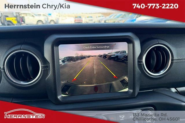 Used 2023 Jeep Gladiator Overland image 16