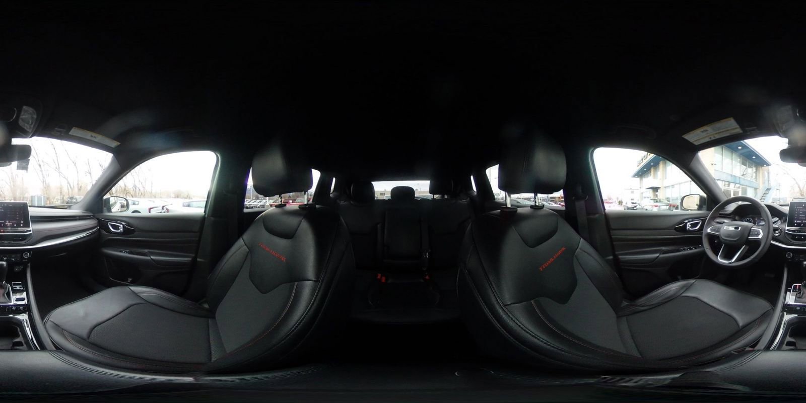 Used 2025 Jeep Compass Trailhawk image 41