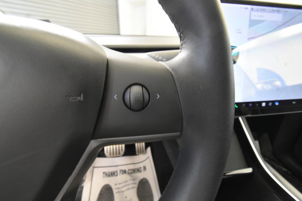Used 2020 Tesla Model Y Performance AWD/4WD image 29