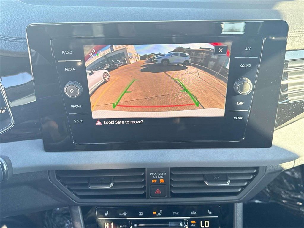 New 2026 Volkswagen Jetta SE FWD image 24