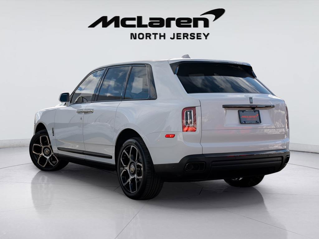 Used 2022 Rolls-Royce Cullinan Black Badge image 7