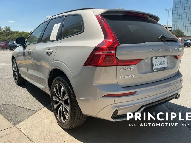 Certified 2025 Volvo XC60 B5 Core image 9