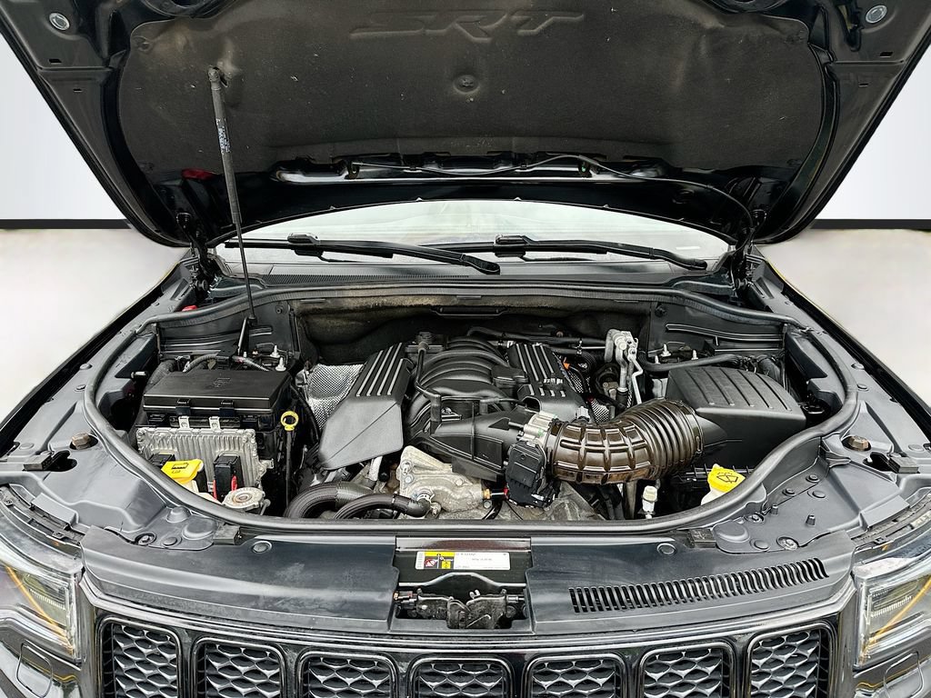 Used 2018 Jeep Grand Cherokee SRT AWD/4WD image 31