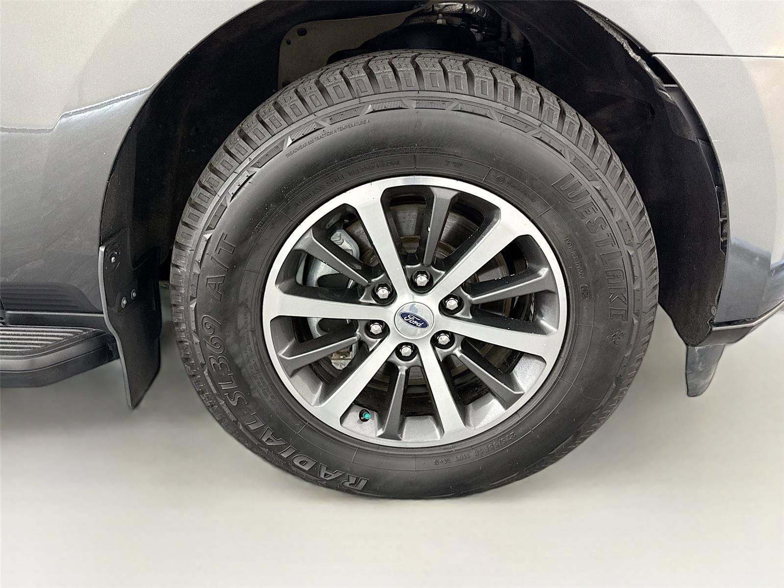 Used 2021 Ford Expedition XL image 27