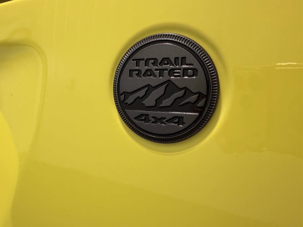 Used 2023 Jeep Wrangler Unlimited Sahara AWD/4WD image 7
