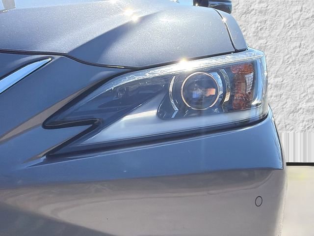 Used 2019 Lexus ES 300h w/ Premium Package image 9