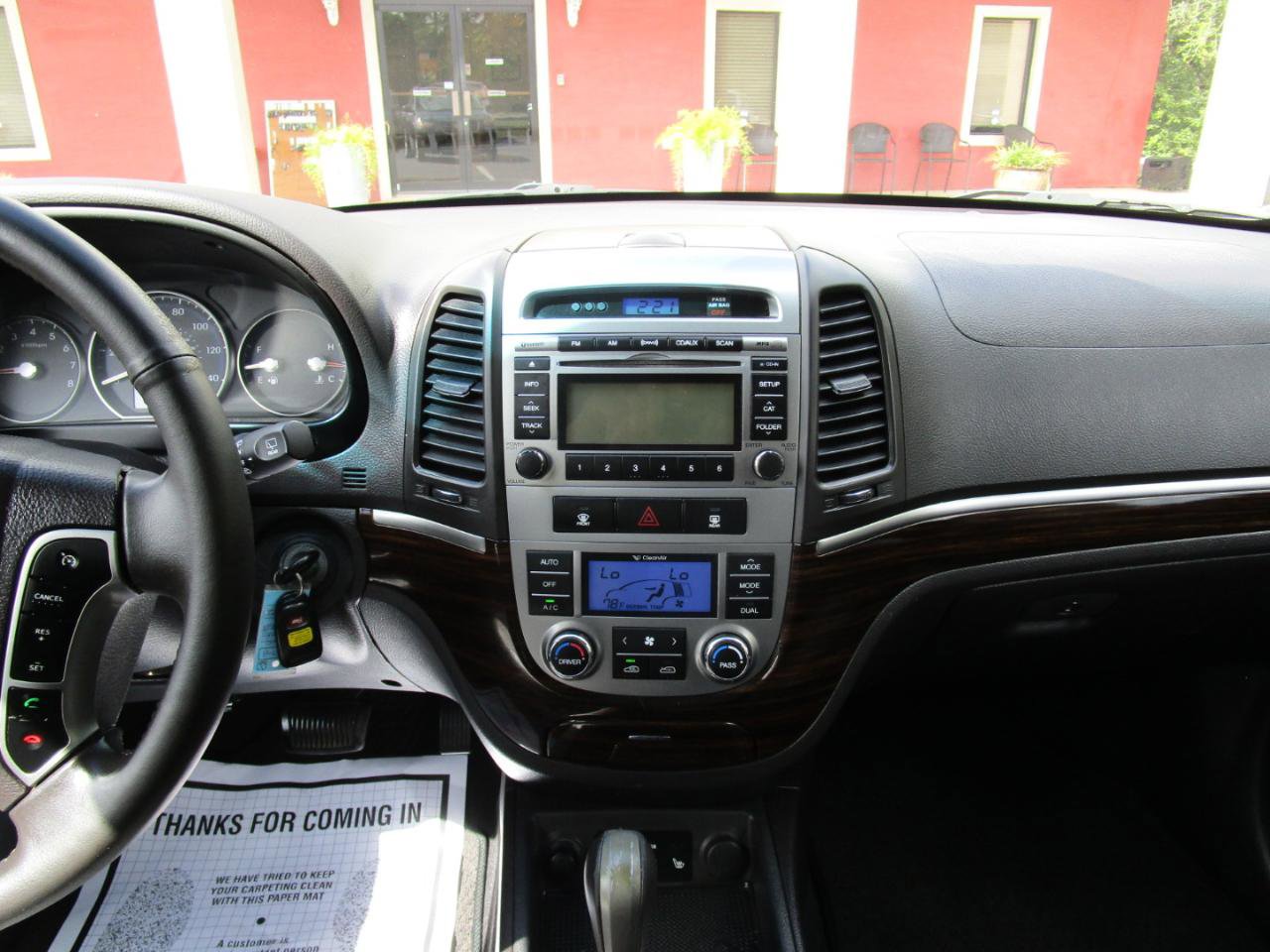 Used 2010 Hyundai Santa Fe Limited image 7