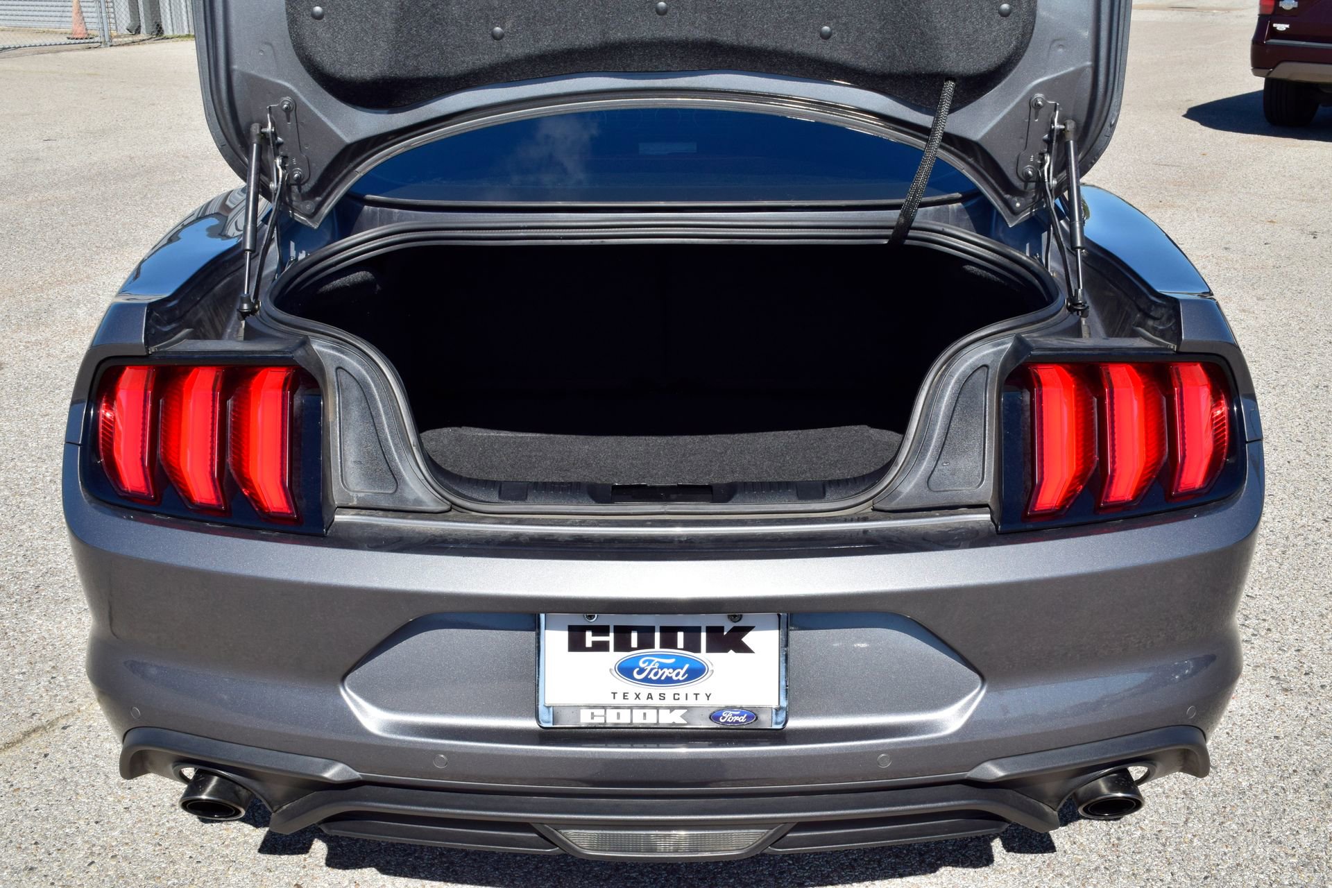 Used 2023 Ford Mustang EcoBoost w/ Equipment Group 101A image 21