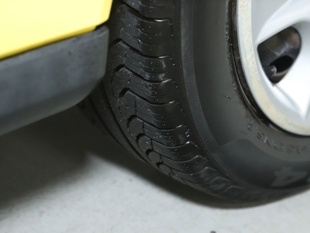 Used 2003 Toyota Celica GT image 36