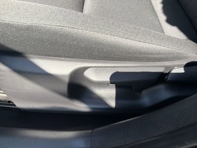 Used 2025 Toyota Corolla LE FWD image 16