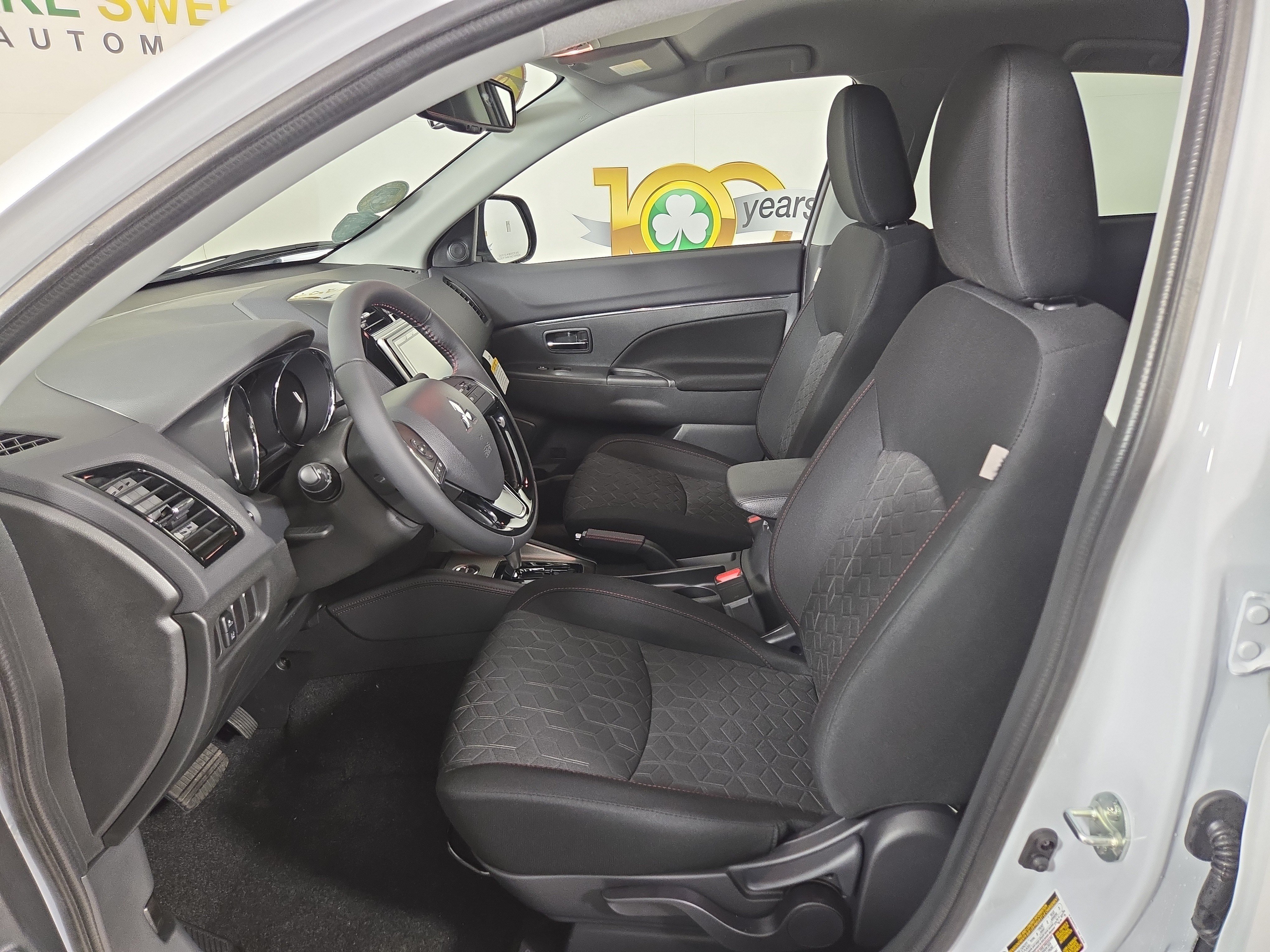 New 2026 Mitsubishi Outlander Sport LE AWD/4WD image 10