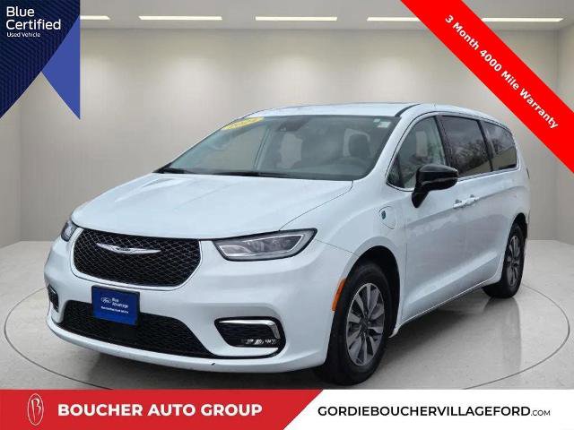 Used 2024 Chrysler Pacifica Limited image 2