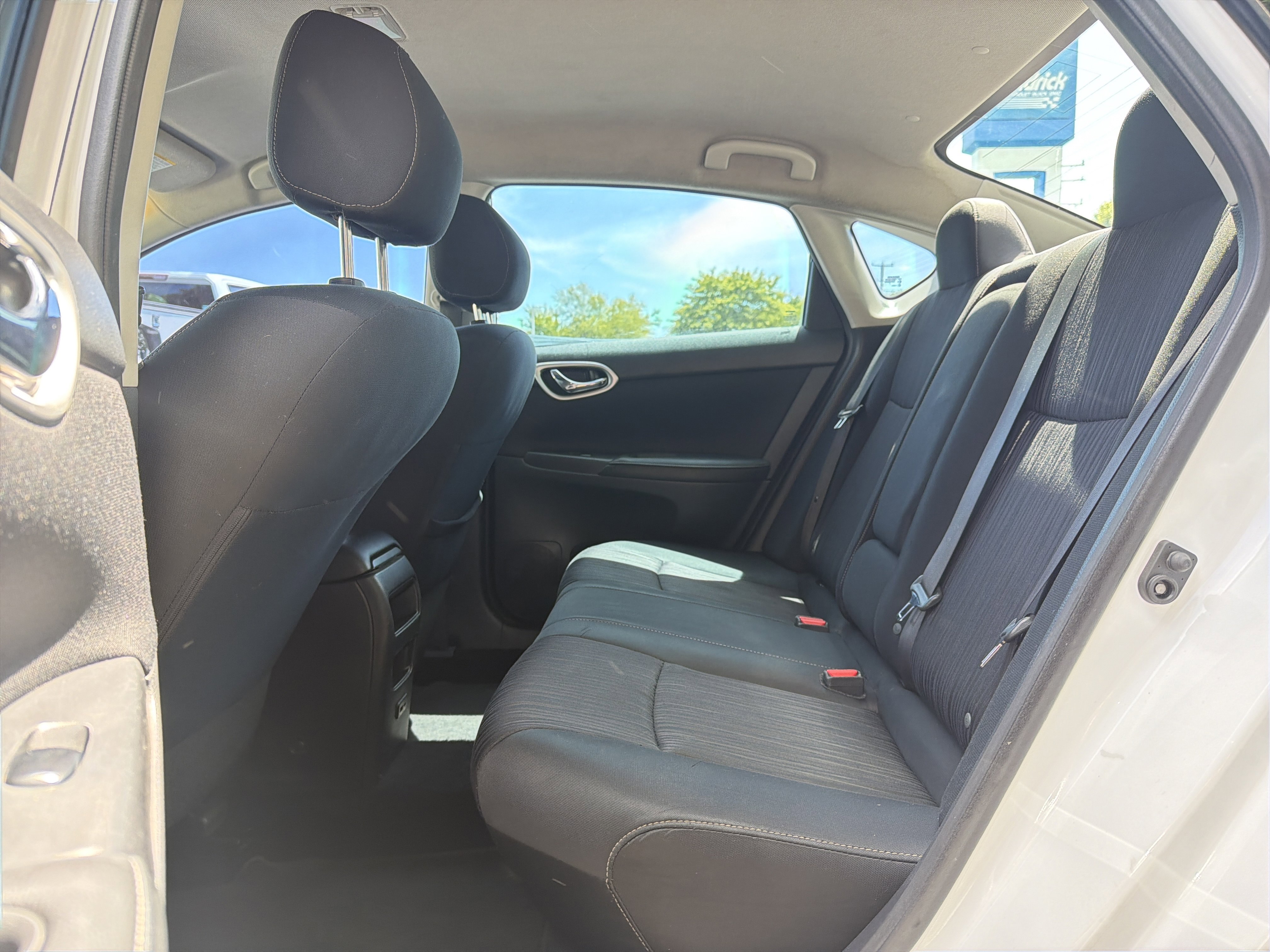 Used 2019 Nissan Sentra SV FWD image 28