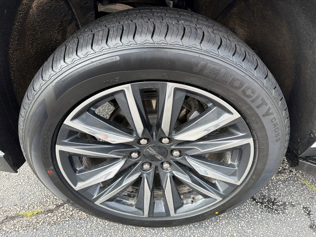 Used 2024 GMC Yukon Denali AWD/4WD image 11