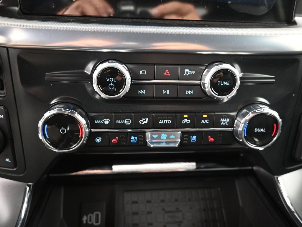 New 2025 Ford F150 Lariat image 38