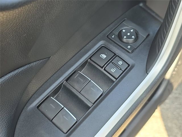 Used 2023 Toyota RAV4 XLE w/ Convenience Package FWD image 13