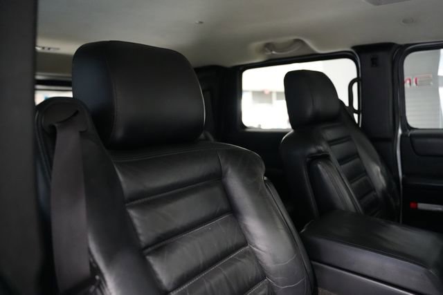 Used 2005 HUMMER H2 w/ Preferred Equipment Group AWD/4WD image 21
