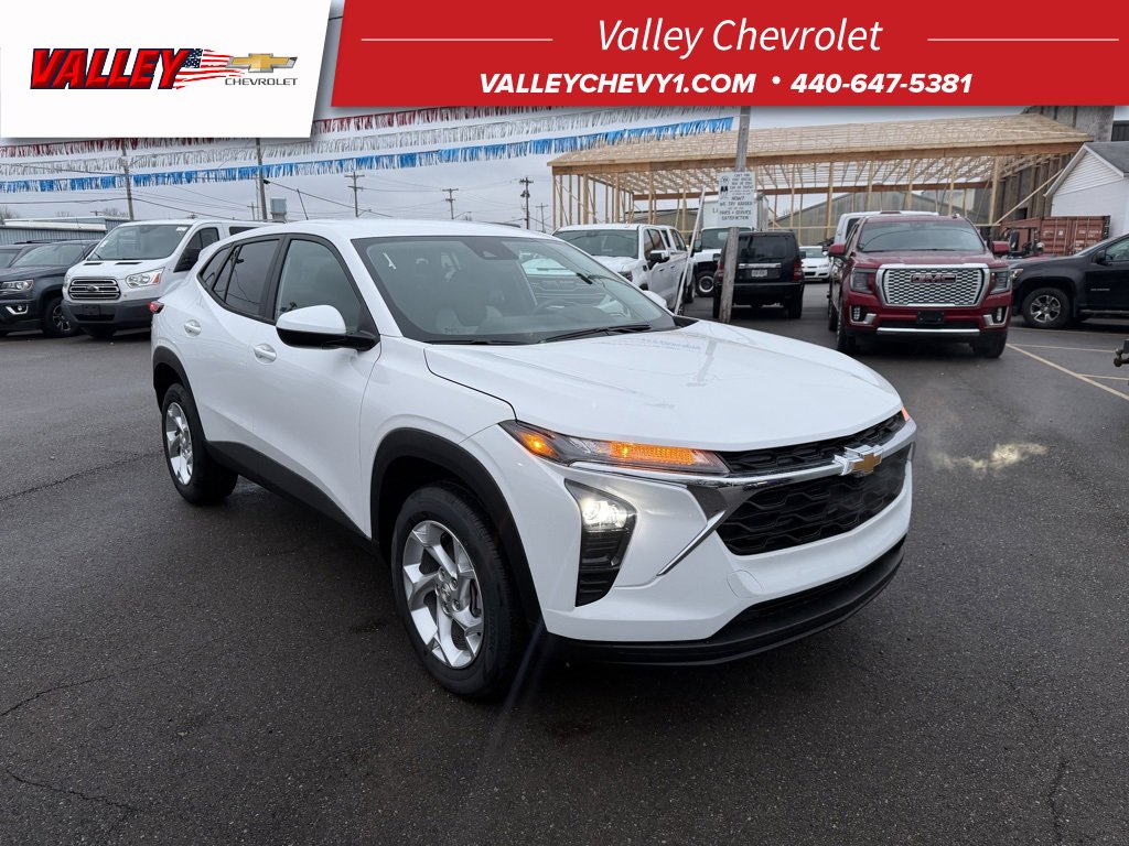 New 2026 Chevrolet Trax LS w/ LS Convenience Package video 1