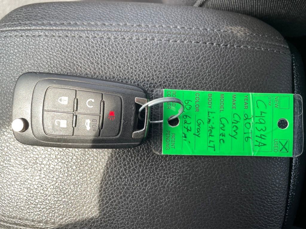 Used 2016 Chevrolet Cruze LT image 25