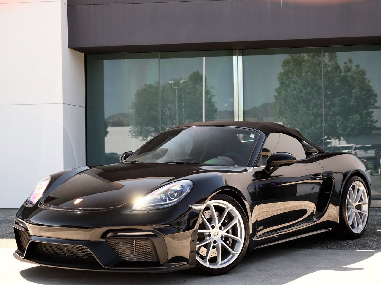 Used 2023 Porsche 718 Boxster Spyder w/ Light Design Package RWD image 3