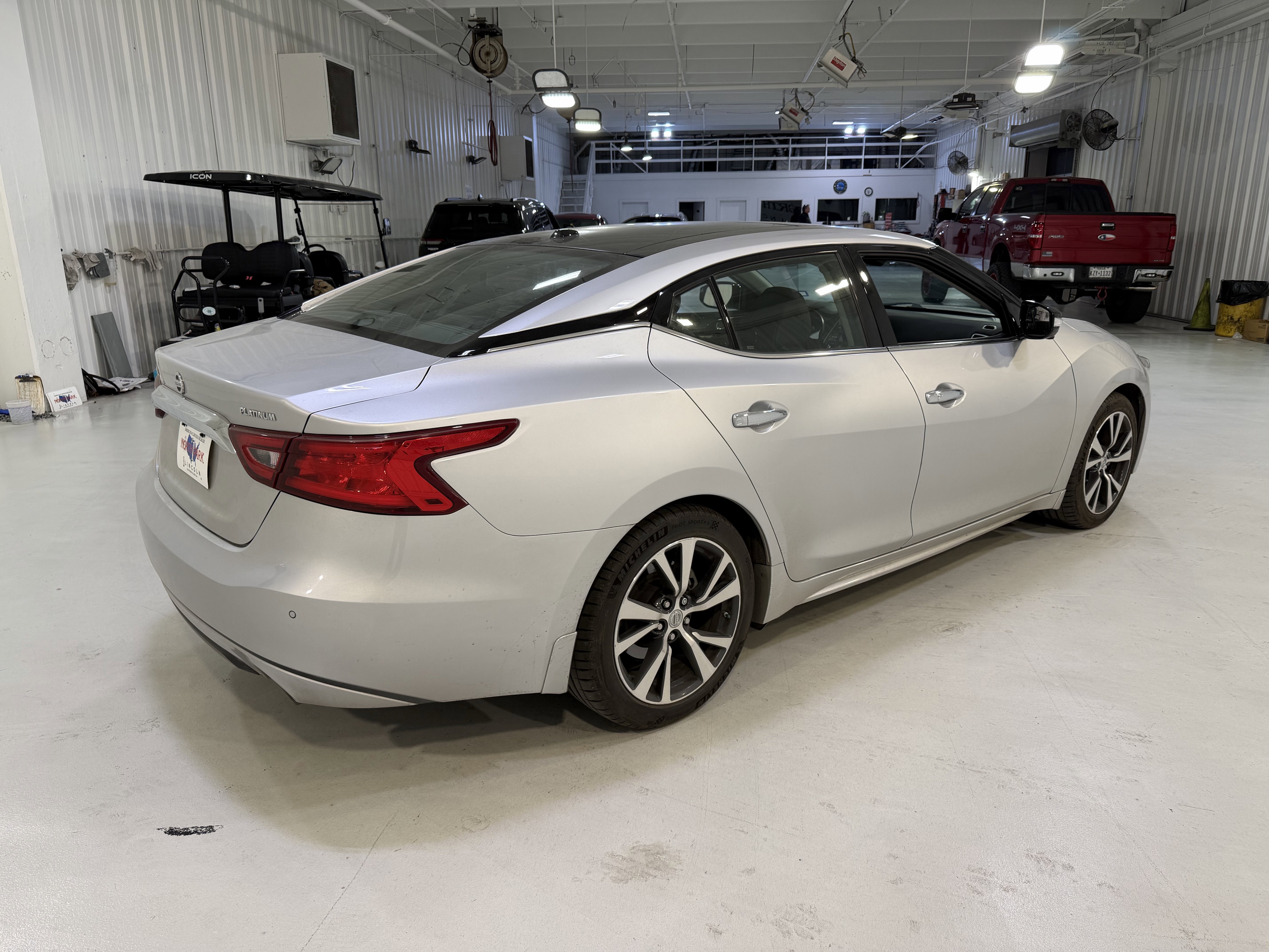 Used 2016 Nissan Maxima Platinum image 5