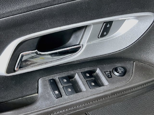 Used 2013 Chevrolet Equinox LS FWD image 9
