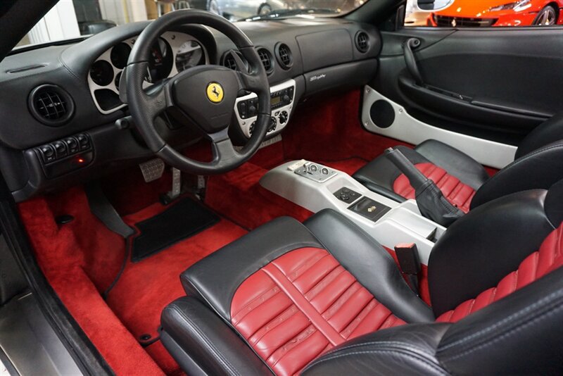 Used 2000 Ferrari 360 Spider RWD image 2
